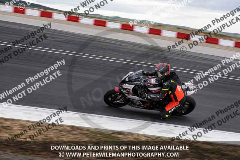 cadwell no limits trackday;cadwell park;cadwell park photographs;cadwell trackday photographs;enduro digital images;event digital images;eventdigitalimages;navarra;no limits trackdays;peter wileman photography;racing digital images;trackday digital images;trackday photos